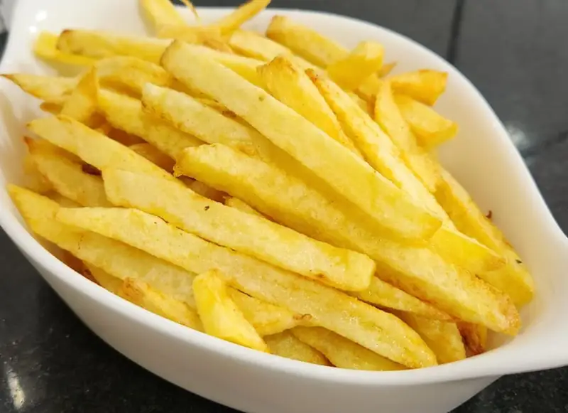 Porção de batata frita